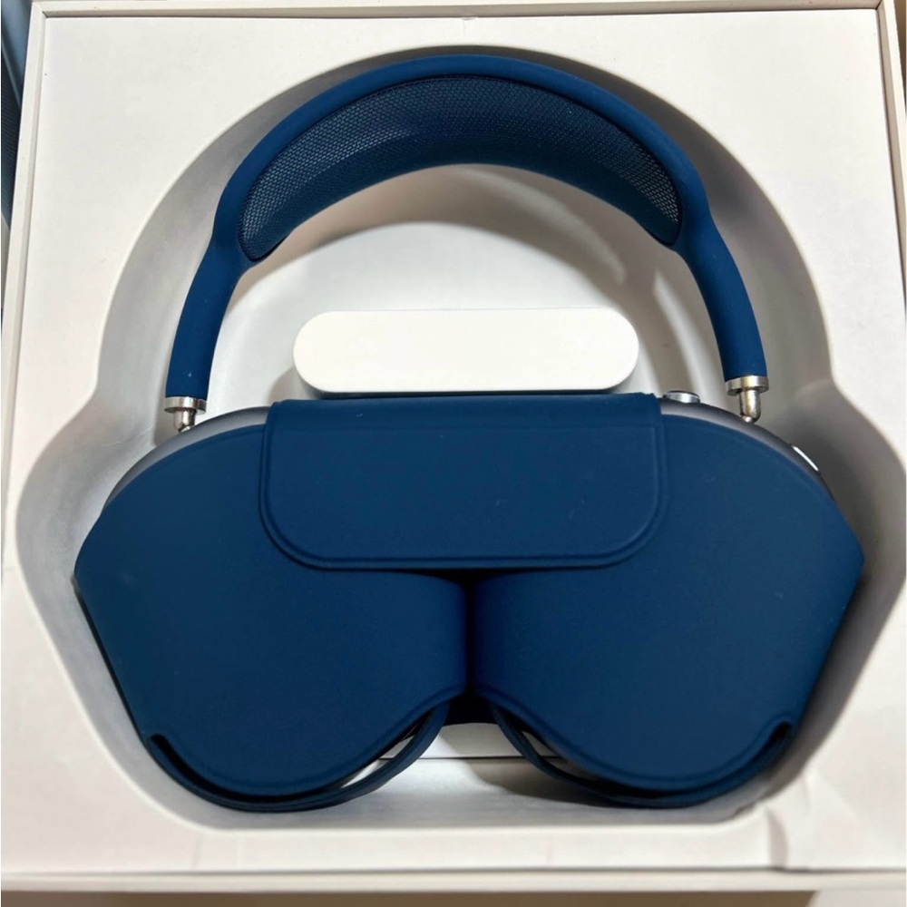 Air pod max blue